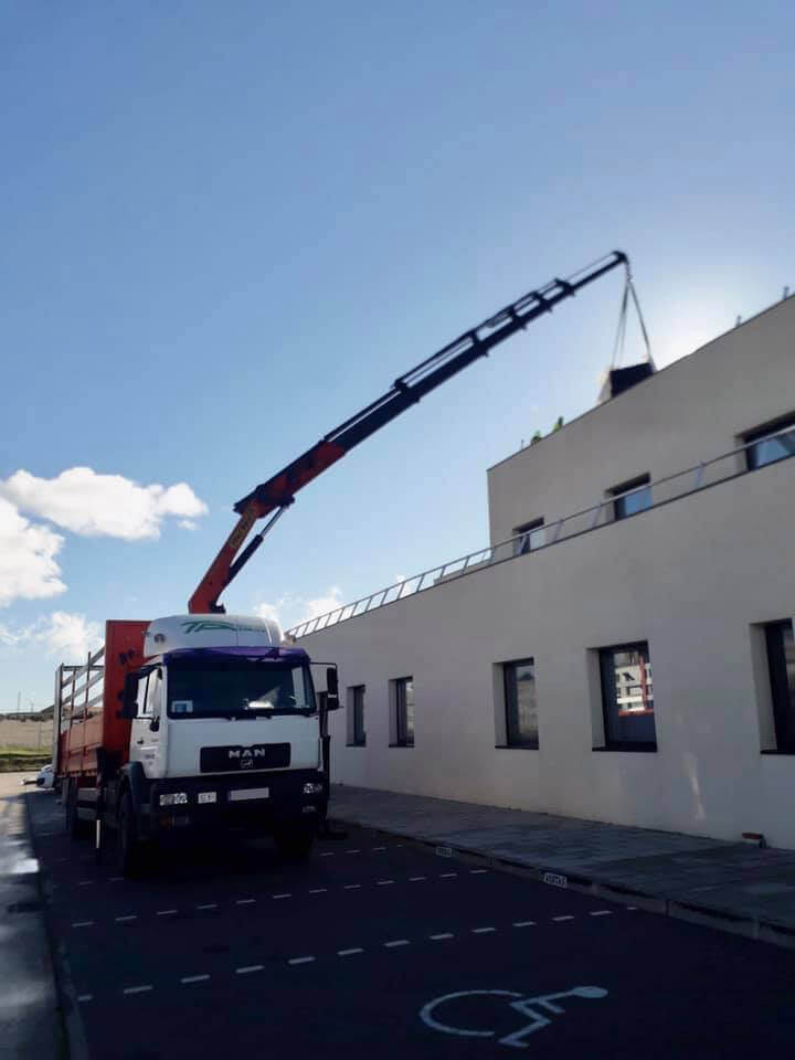 Transportes y gruas Fernando Alvarez trabajos altura