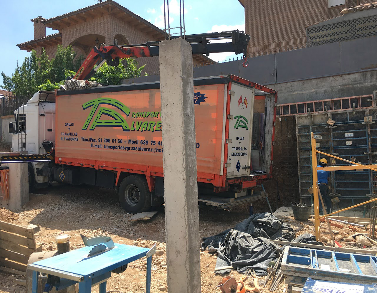 Transportes y gruas Fernando Alvarez trabajos obra y construccion