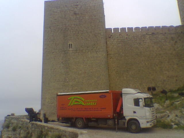 Transportes y gruas Fernando Alvarez trabajos obra y otros